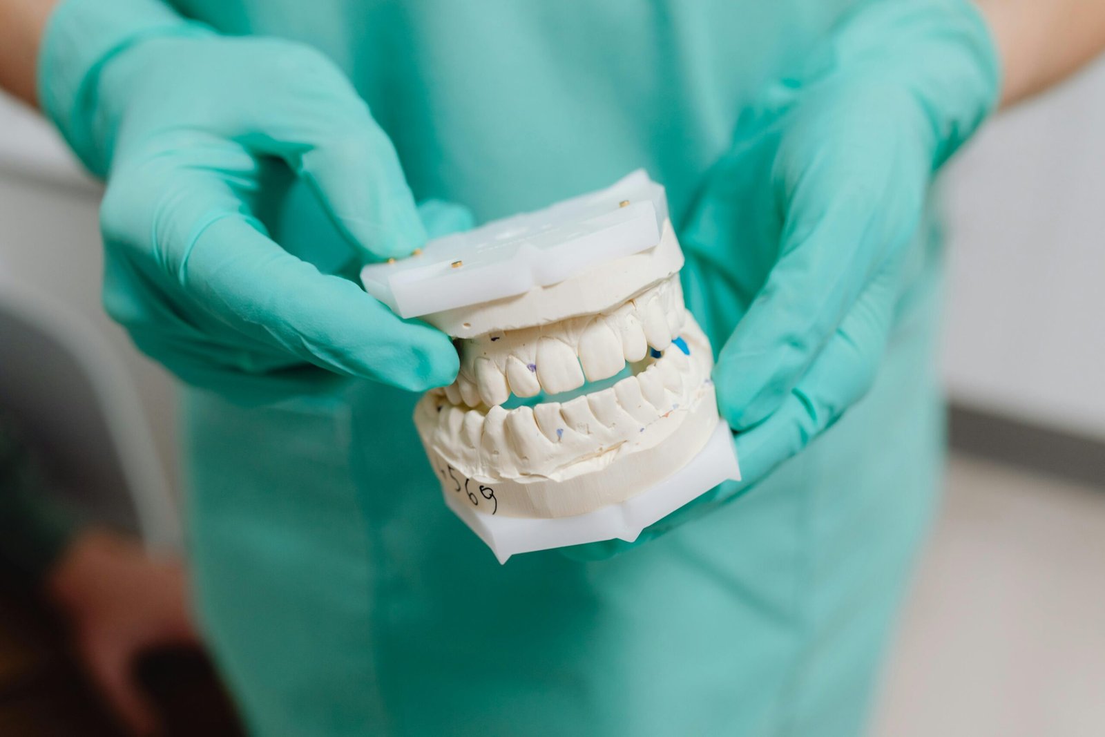 How to Pay for Your New Smile: Cosmetic Dentistry Financing Explained